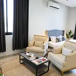 منزلك قرب المطار بتسجيل وصول ذاتي Your Home Near The Airport With Self Check-In